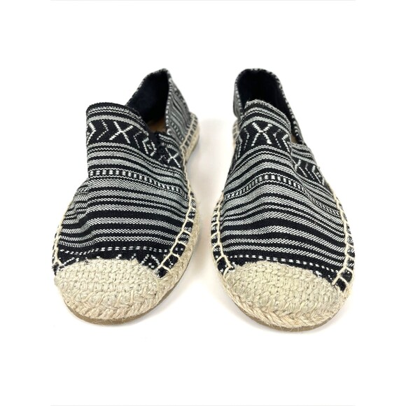 Minnetonka Pam Espadrille Slip On Flats Black White Native Print NWOB Women's 7M - Picture 3 of 15